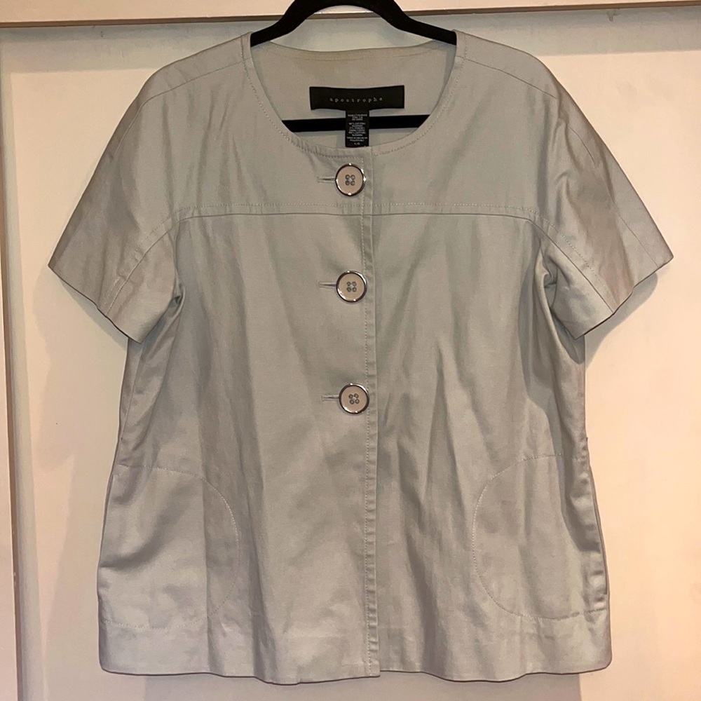 Apostrophe short sleeved jacket with large buttons tan size Large